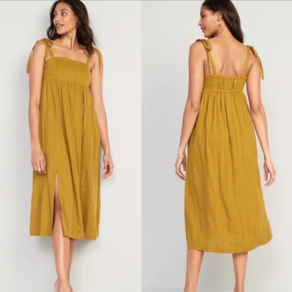 Old Navy Dobby babydoll midi dress
